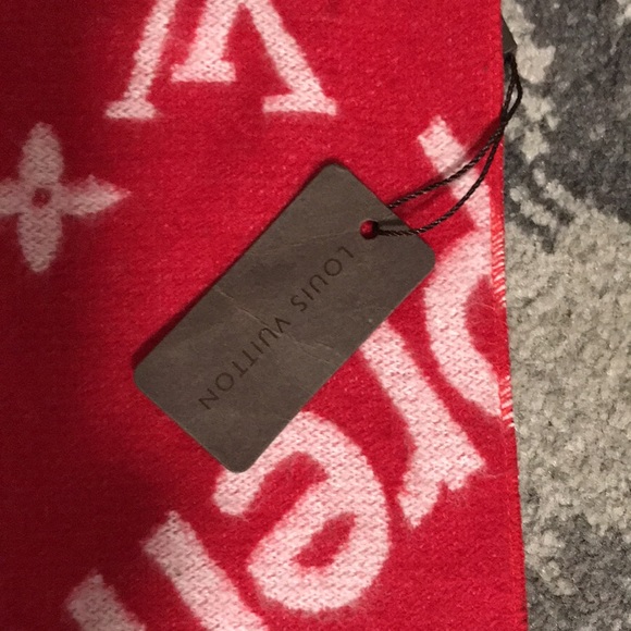 Louis Vuitton Supreme Scarves. Brand new with tags - Picture 2 of 4